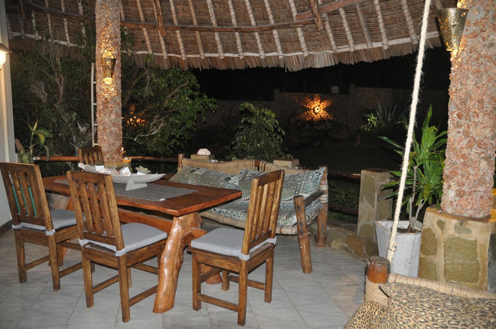Amani Paradise - Luxury Villas Praia de Diani Exterior foto